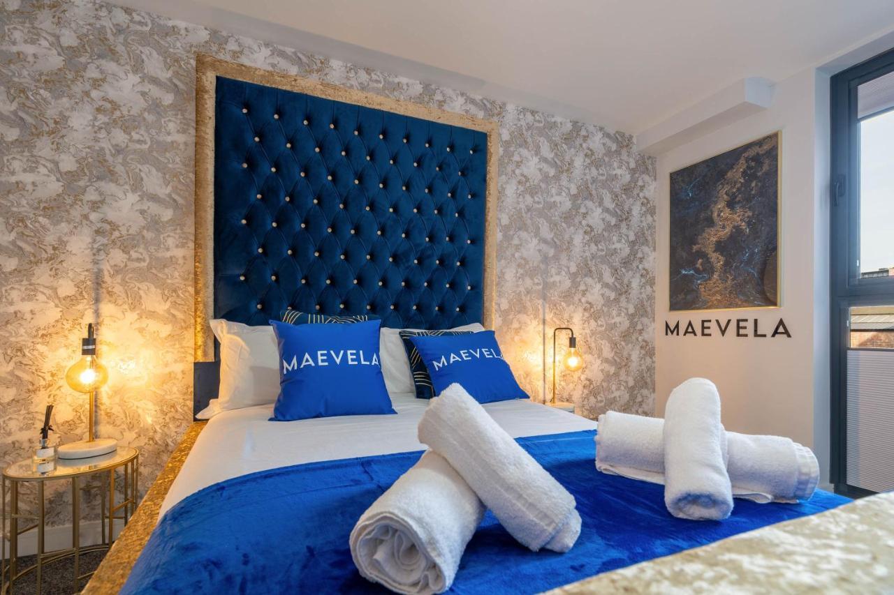 Maevela Apartments - Huge 7Ft Emperor Luxury 2 Bed Apartment - With Parking - New Build - City Centre, Digbeth - Rooftop Terrace - Ps4 & Smart Tv'S Birmingham Esterno foto