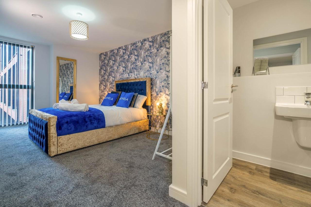 Maevela Apartments - Huge 7Ft Emperor Luxury 2 Bed Apartment - With Parking - New Build - City Centre, Digbeth - Rooftop Terrace - Ps4 & Smart Tv'S Birmingham Esterno foto