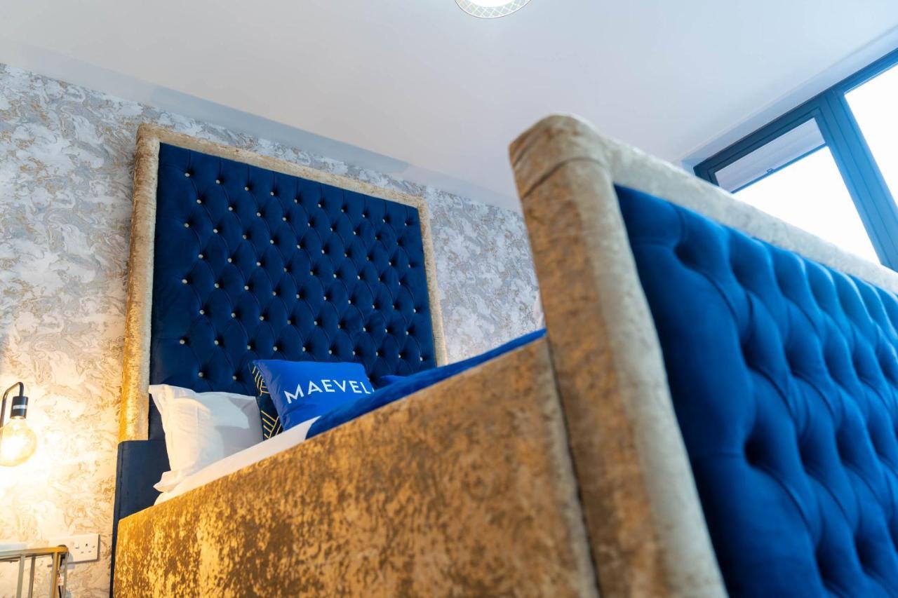 Maevela Apartments - Huge 7Ft Emperor Luxury 2 Bed Apartment - With Parking - New Build - City Centre, Digbeth - Rooftop Terrace - Ps4 & Smart Tv'S Birmingham Esterno foto